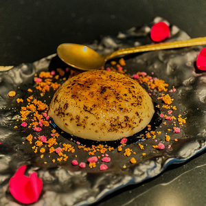 rose soy crème brûlée